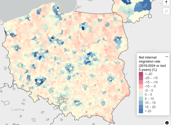 Map of Poland illustrating the net internal migration rate over the last five years. Polish cities attract citizens from the more rural areas.